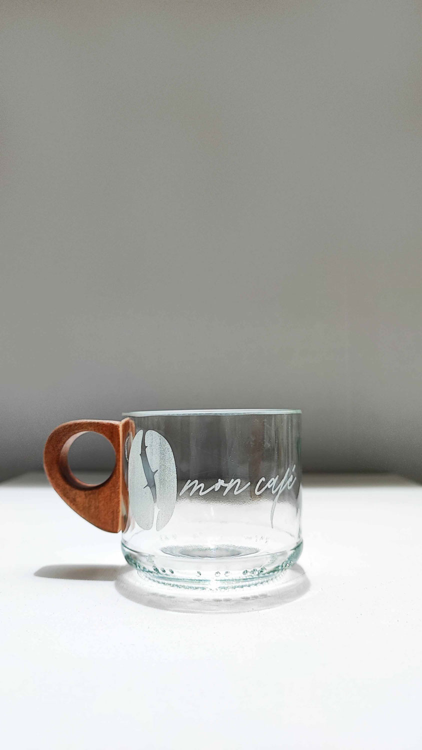 café